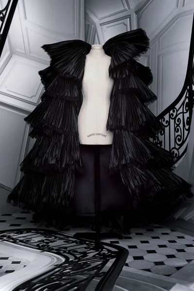Look 37